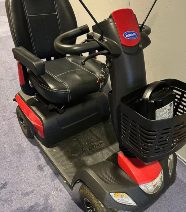 tweedehands Invacare Comet Pro